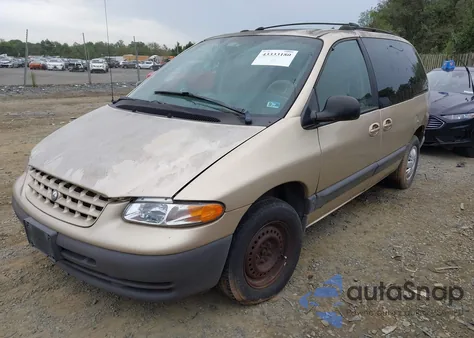 2000 Plymouth Voyager Se from USA, damaged, VIN 1P4GP45G0YB531735